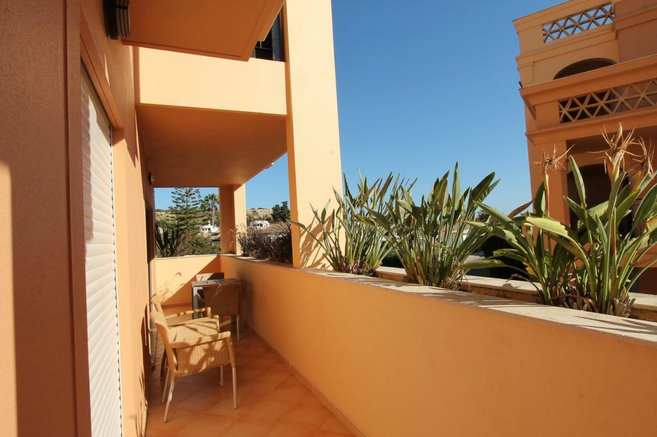 Luz Beach Luxury Apartment エクステリア 写真